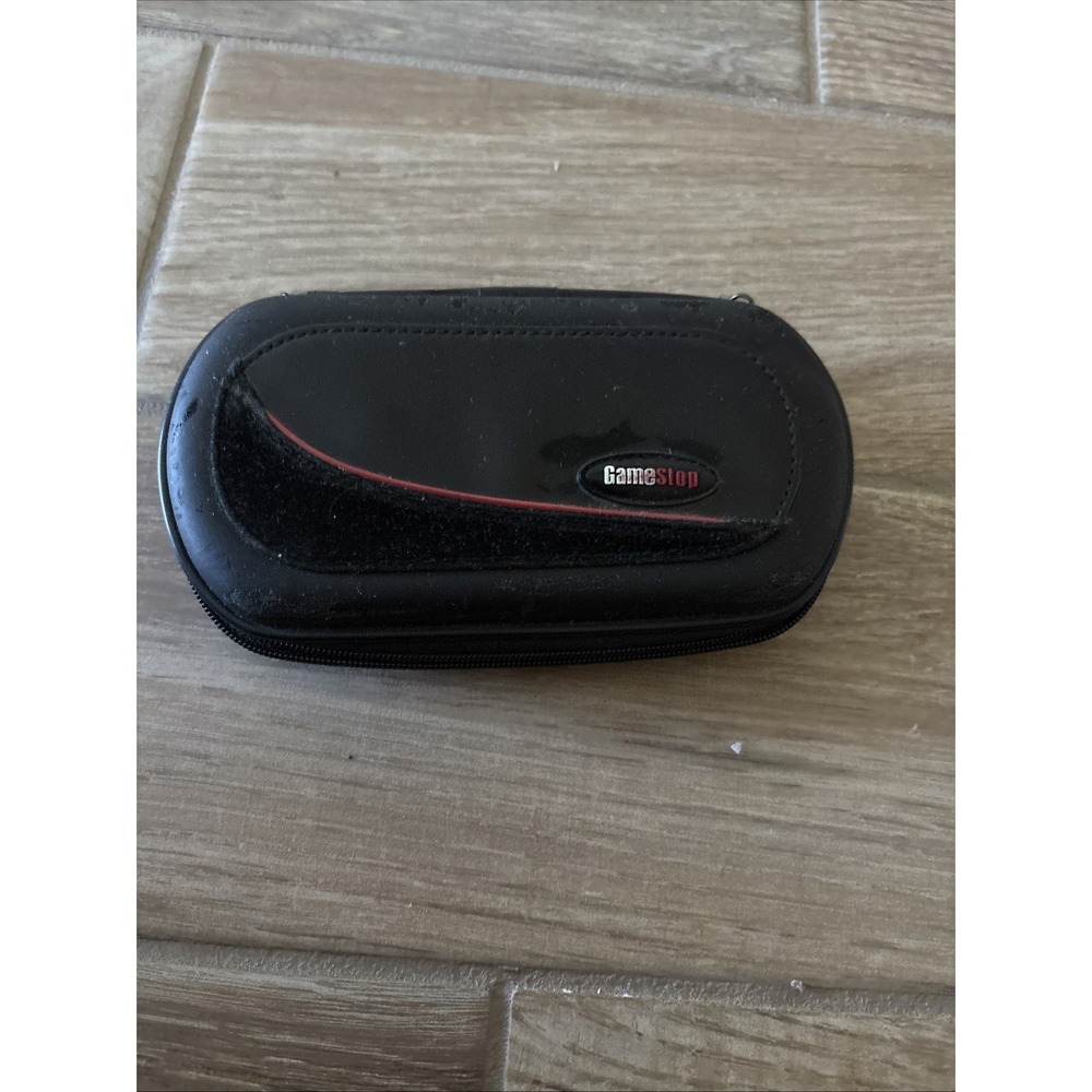 GameStop Travel Case‎